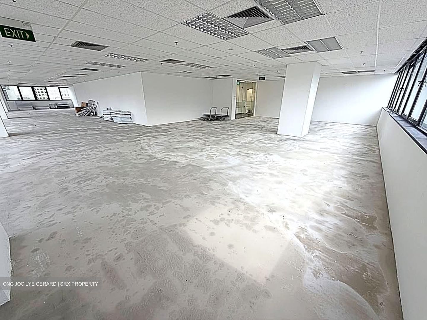Og Albert Complex (D7), Office #568043081